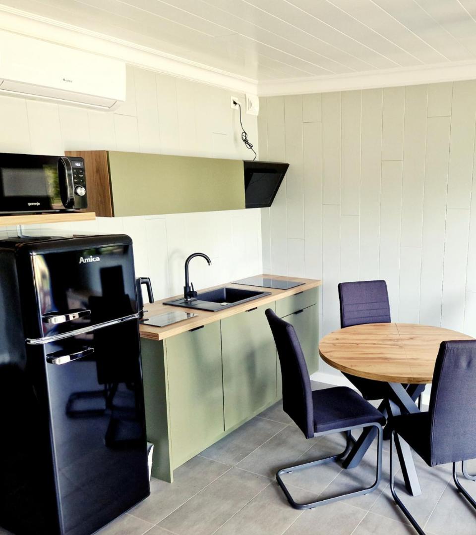 Apartamenty Niegocin Wilkasy Buitenkant foto